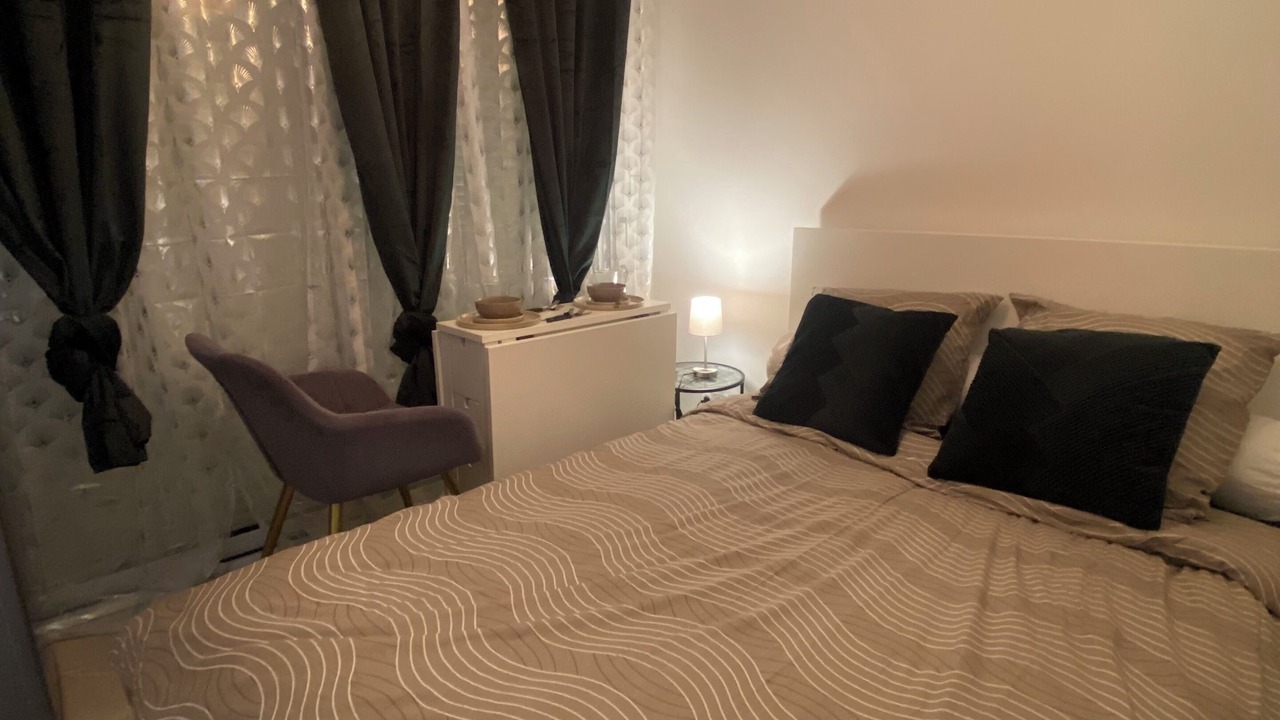 Photo of Bedroom in Saint-Remy-en-Rollat