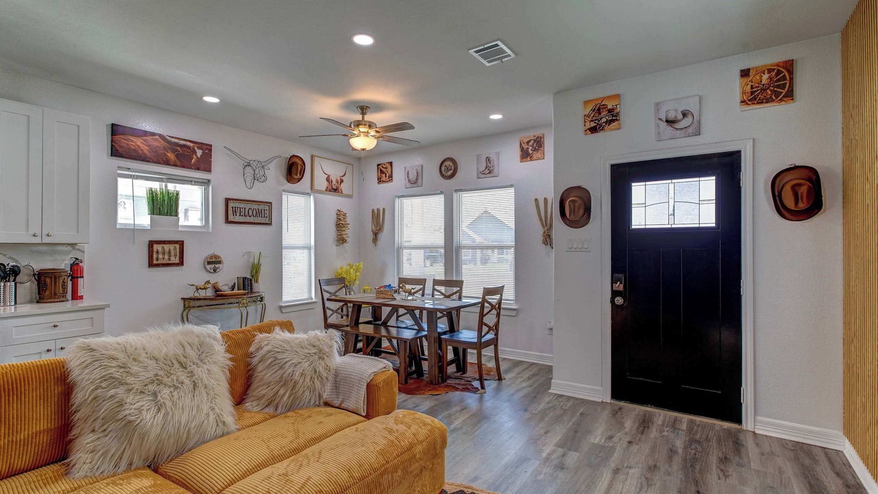 Photo of Bedroom in Northeast Houston