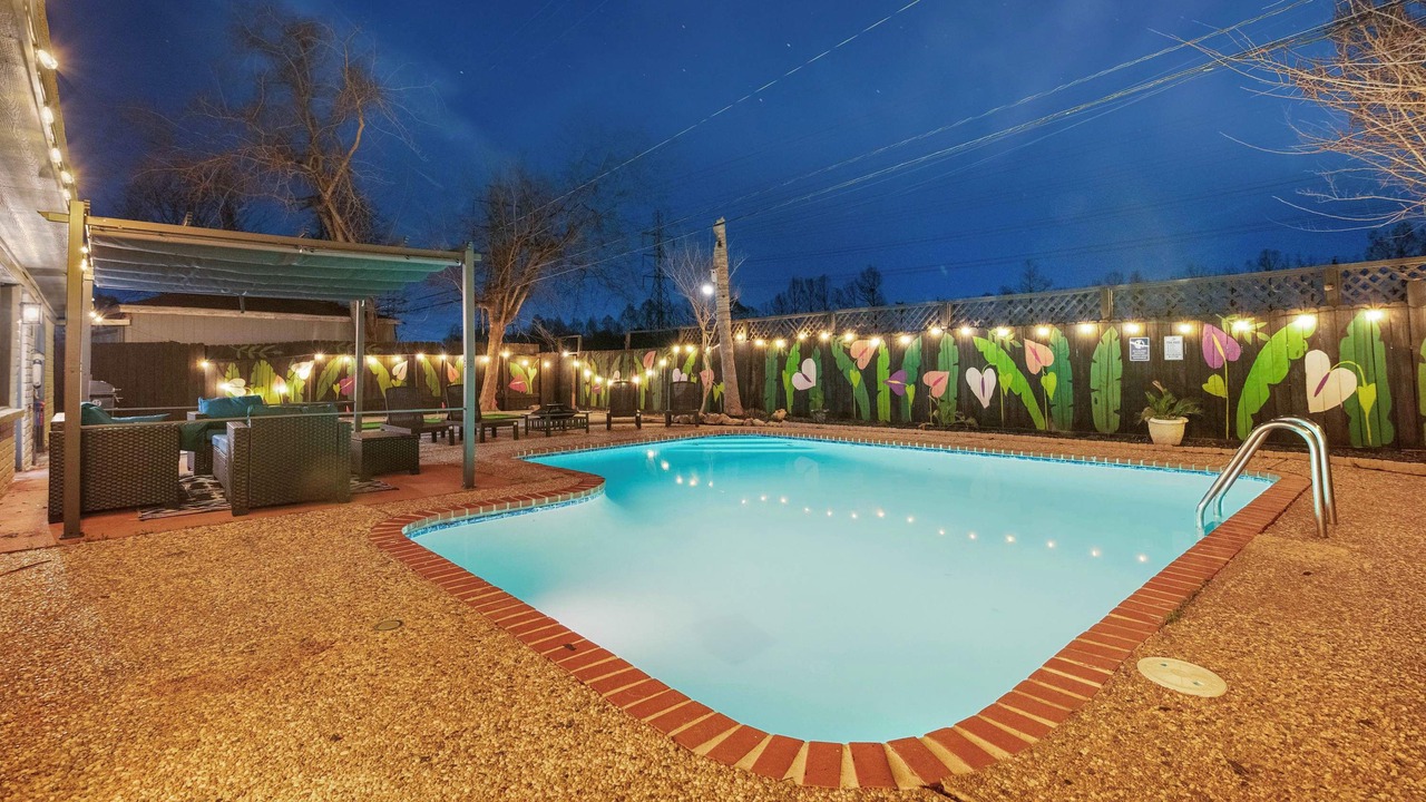 Photo of Outdoor in Southbelt/Ellington