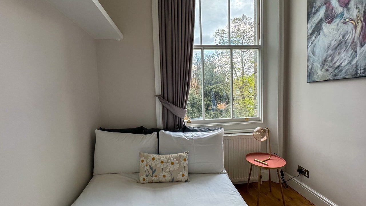 Photo of Bedroom in Camden
