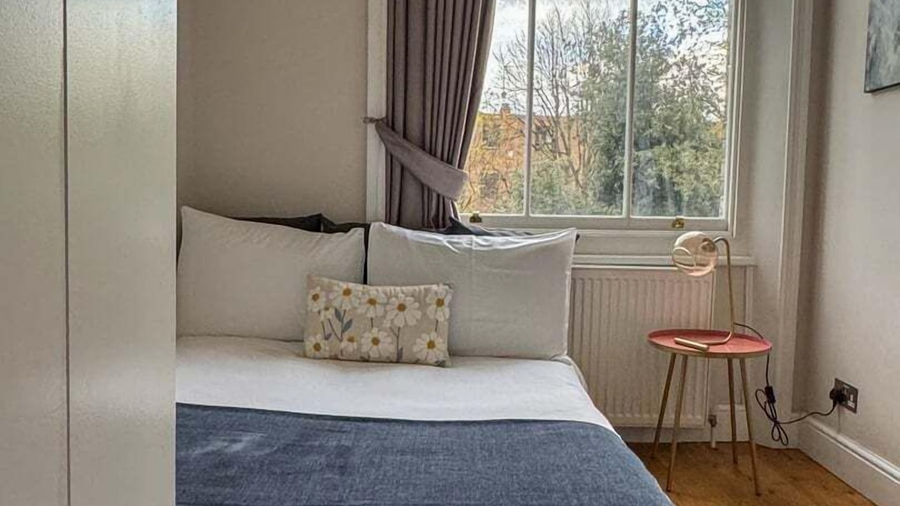 Photo of Bedroom in Camden