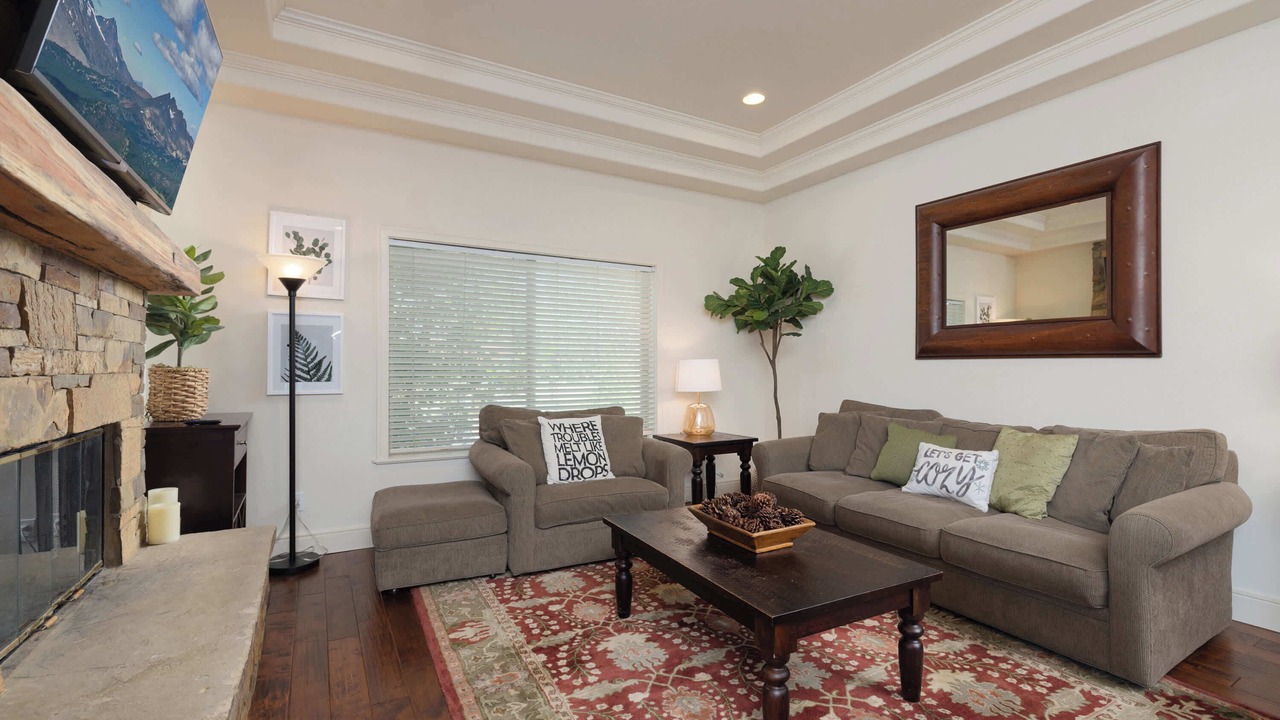 Photo of Livingroom in Broken Top