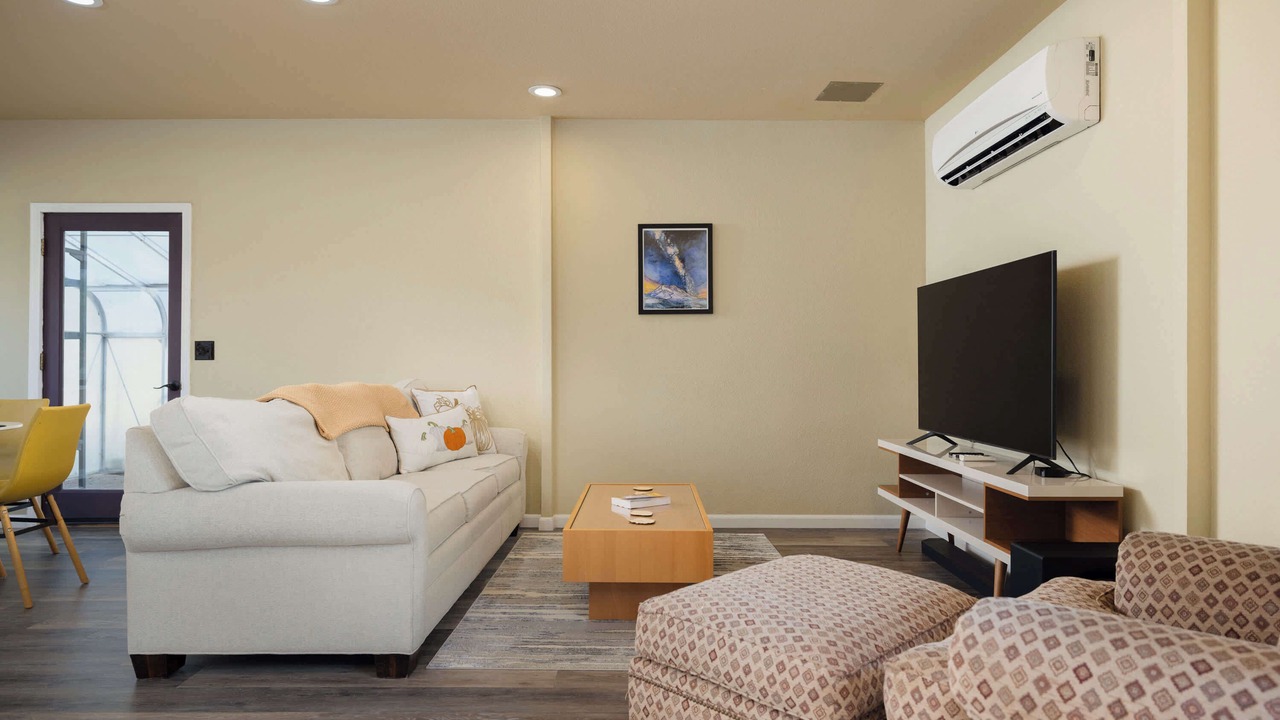 Photo of Bedroom in Terrebonne
