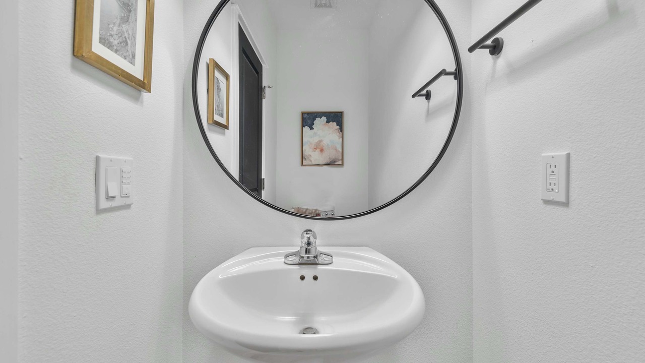 Photo of Bathroom in Old Farm District