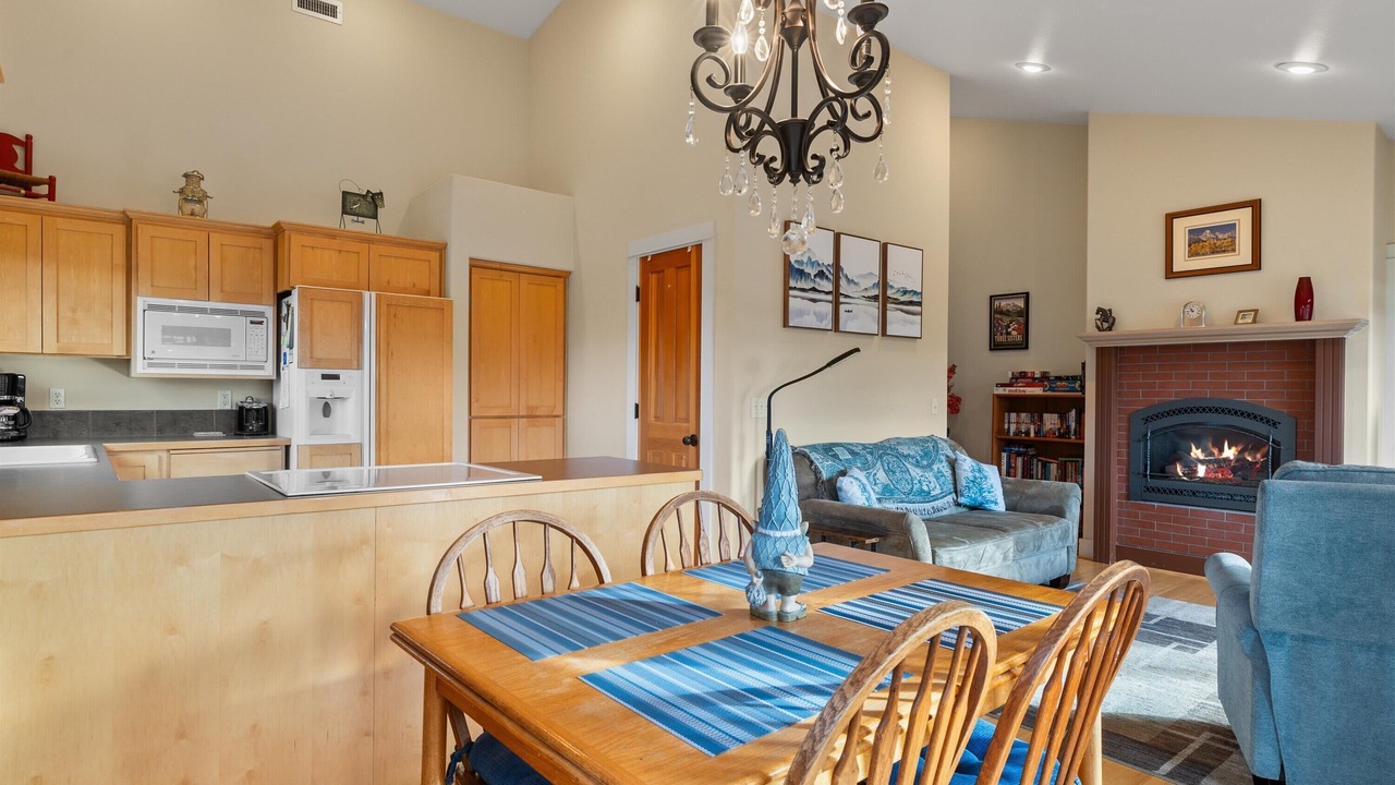 Photo of Others in Sisters