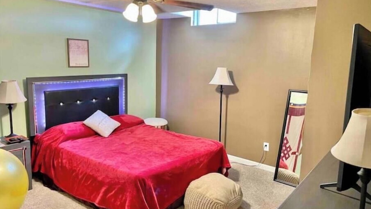 Photo of Bedroom in Saline County