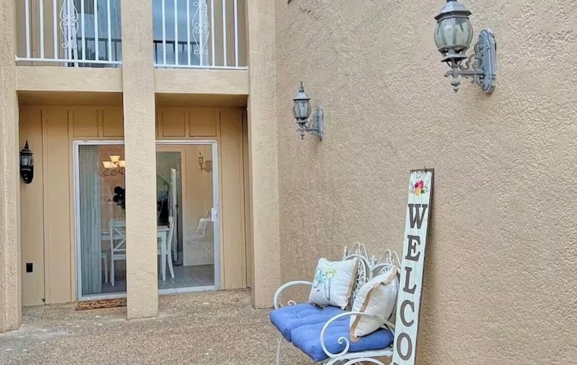 Photo of Patio Balcony in West Arlington