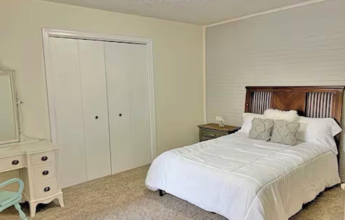 Photo of Bedroom in West Arlington