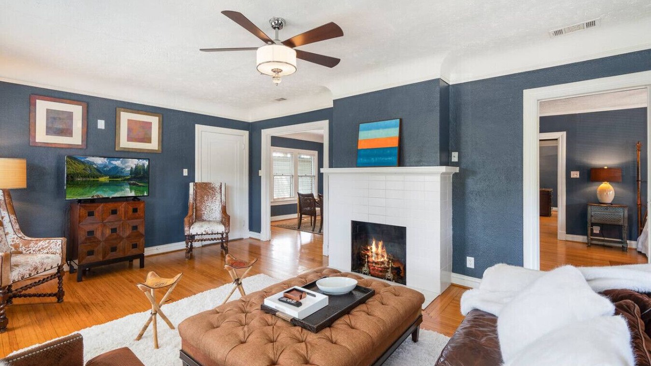 Photo of Livingroom in Oak Lawn
