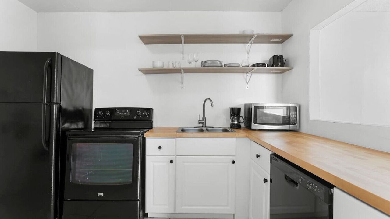 Photo of Kitchen in Bay Harbor Islands