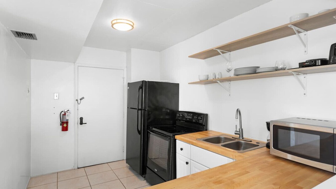 Photo of Kitchen in Bay Harbor Islands