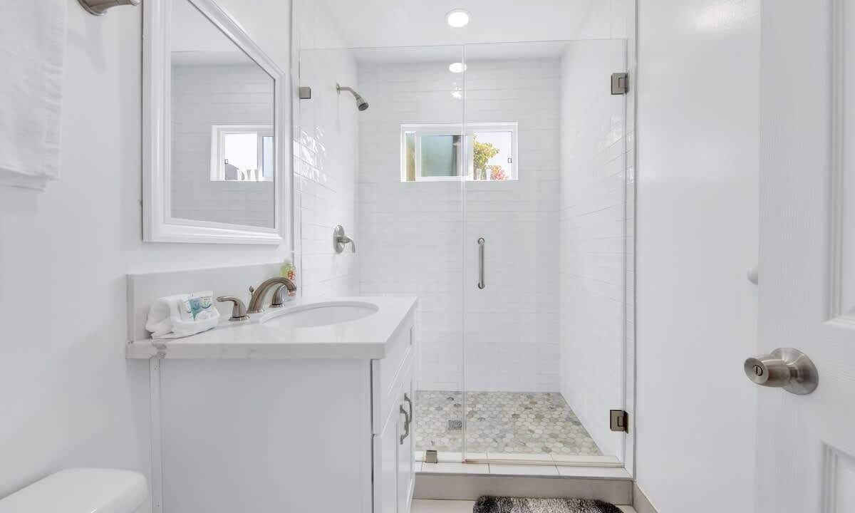 Photo of Bathroom in Del Rey
