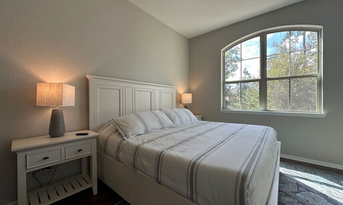 Photo of Bedroom in Tomball