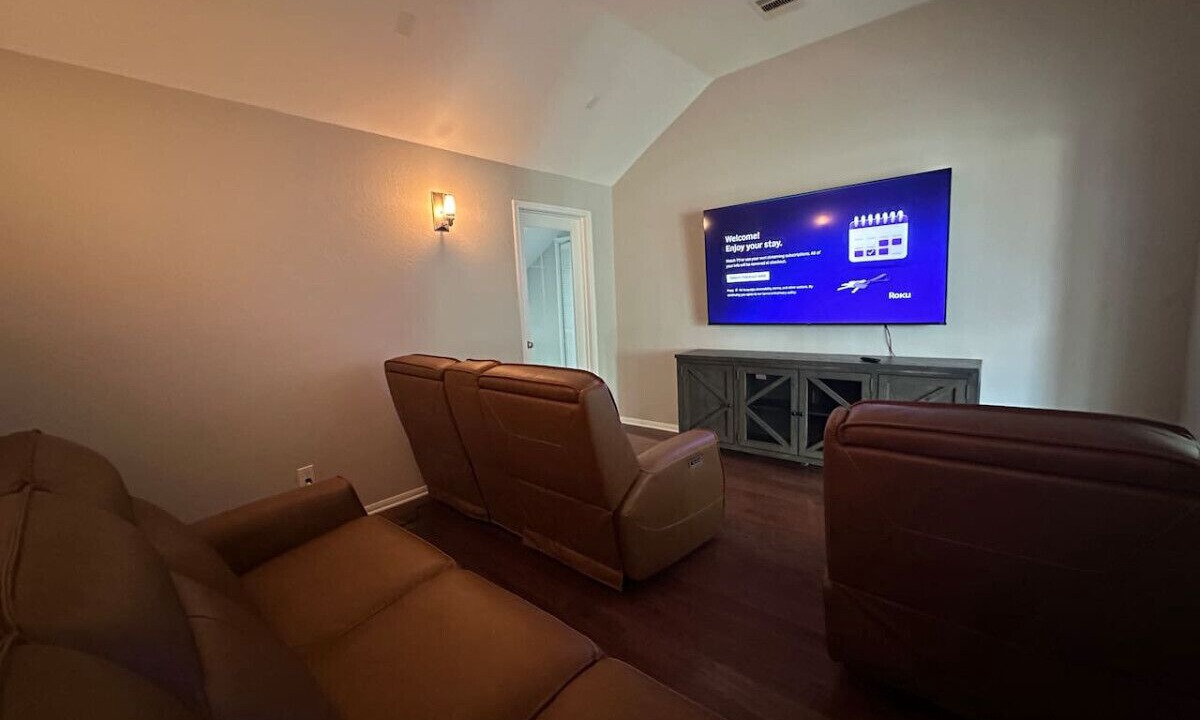 Photo of Livingroom in Tomball
