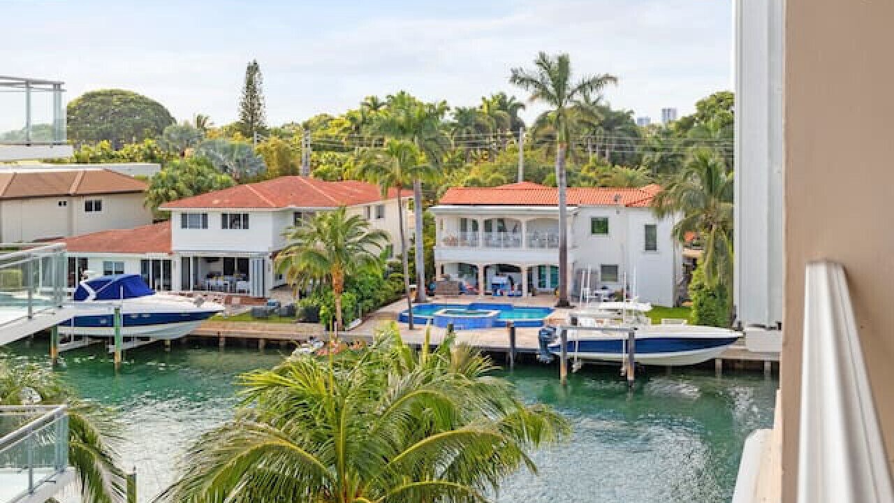 Photo of Outdoor in Bay Harbor Islands