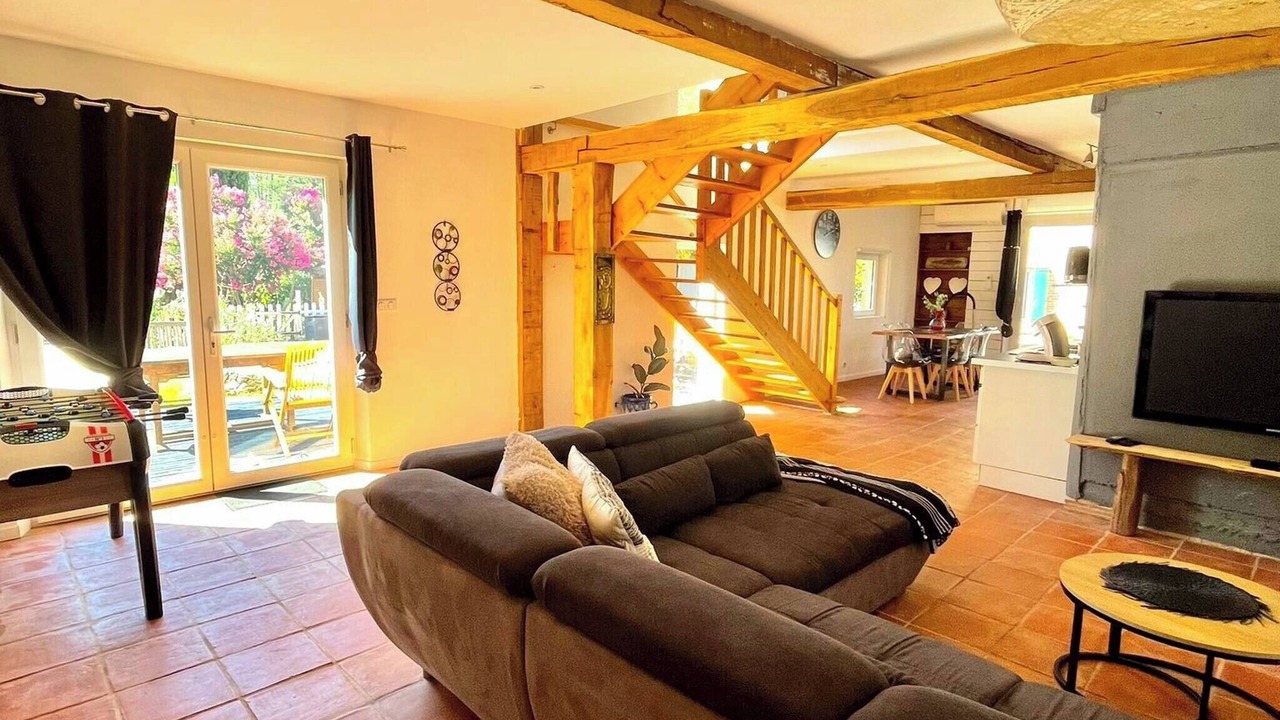 Photo of Livingroom in Lisle-sur-Tarn