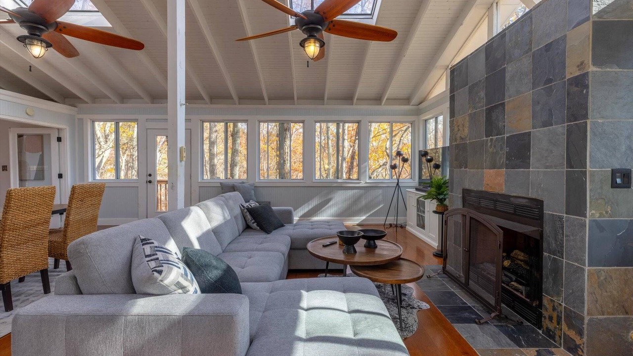 Photo of Livingroom in Waleska
