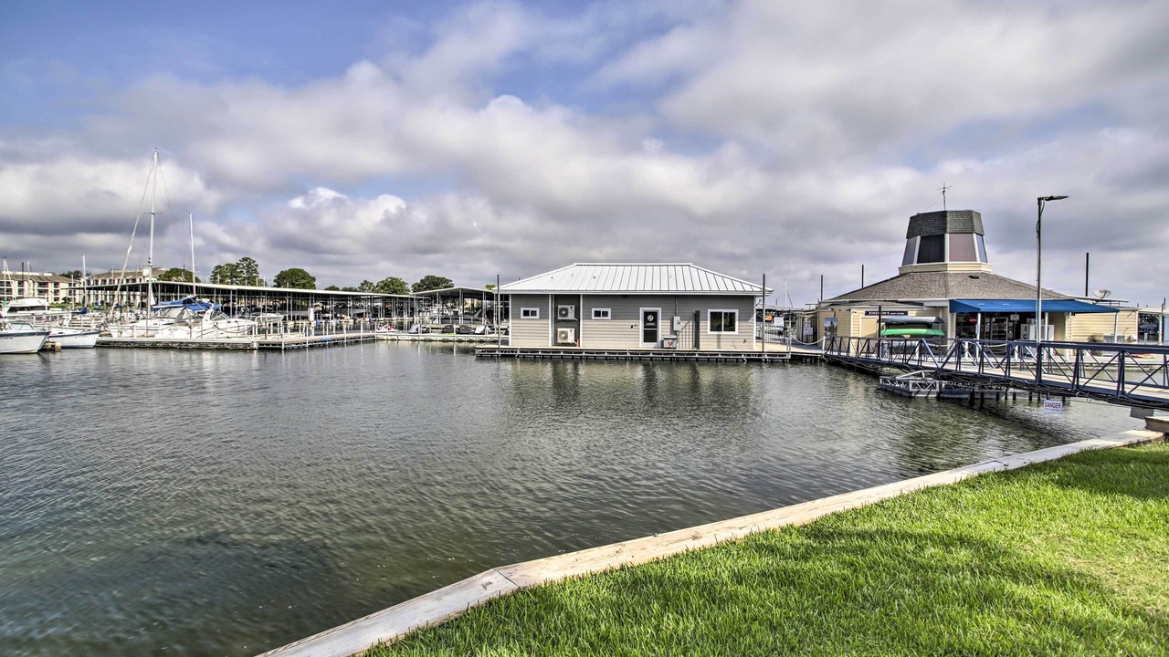 Photo of Others in Walden on Lake Conroe