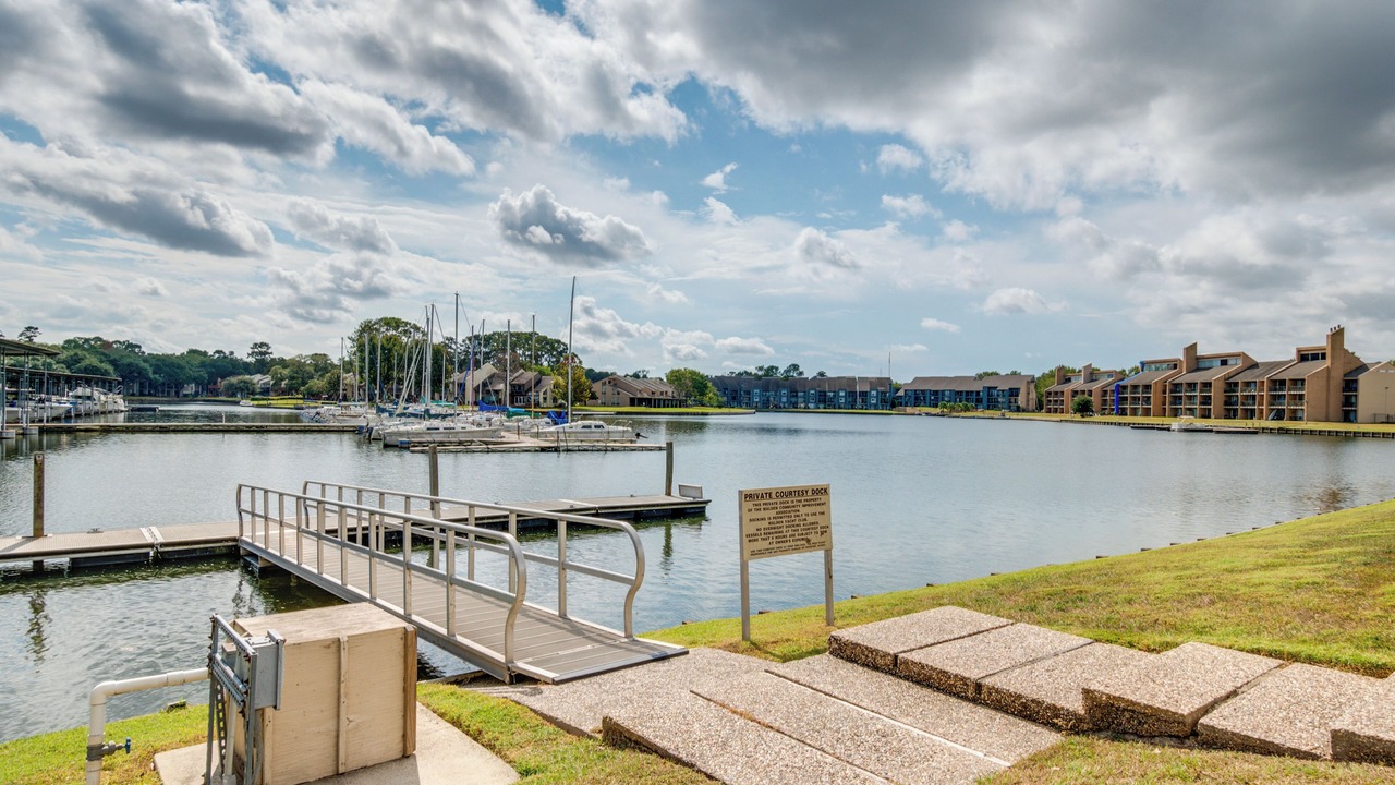 Photo of Others in Walden on Lake Conroe