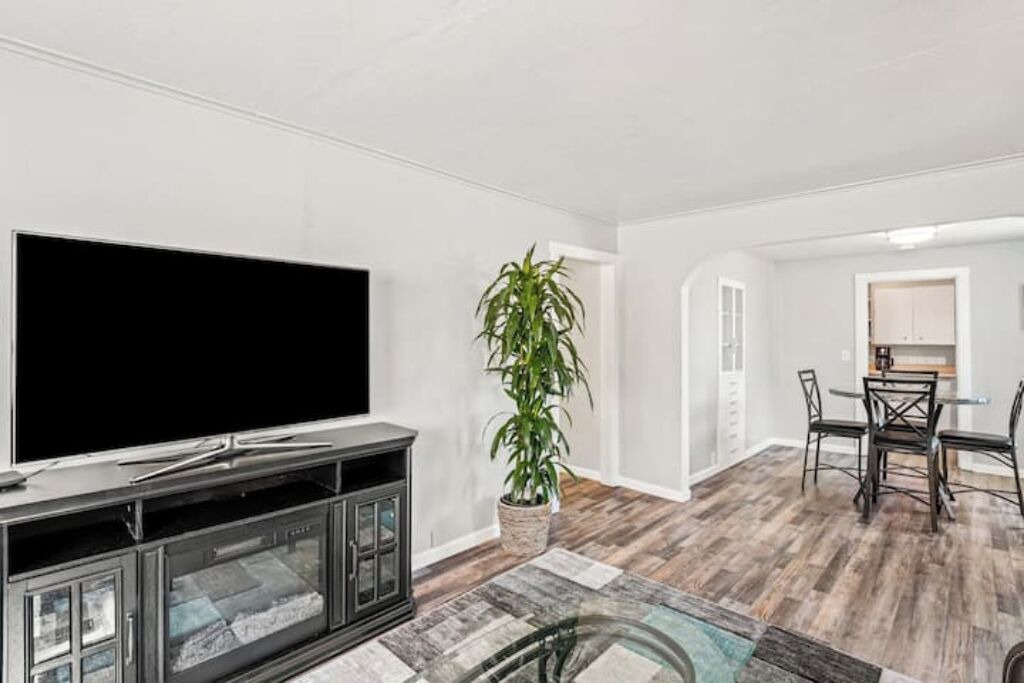 Photo of Others in Friendly