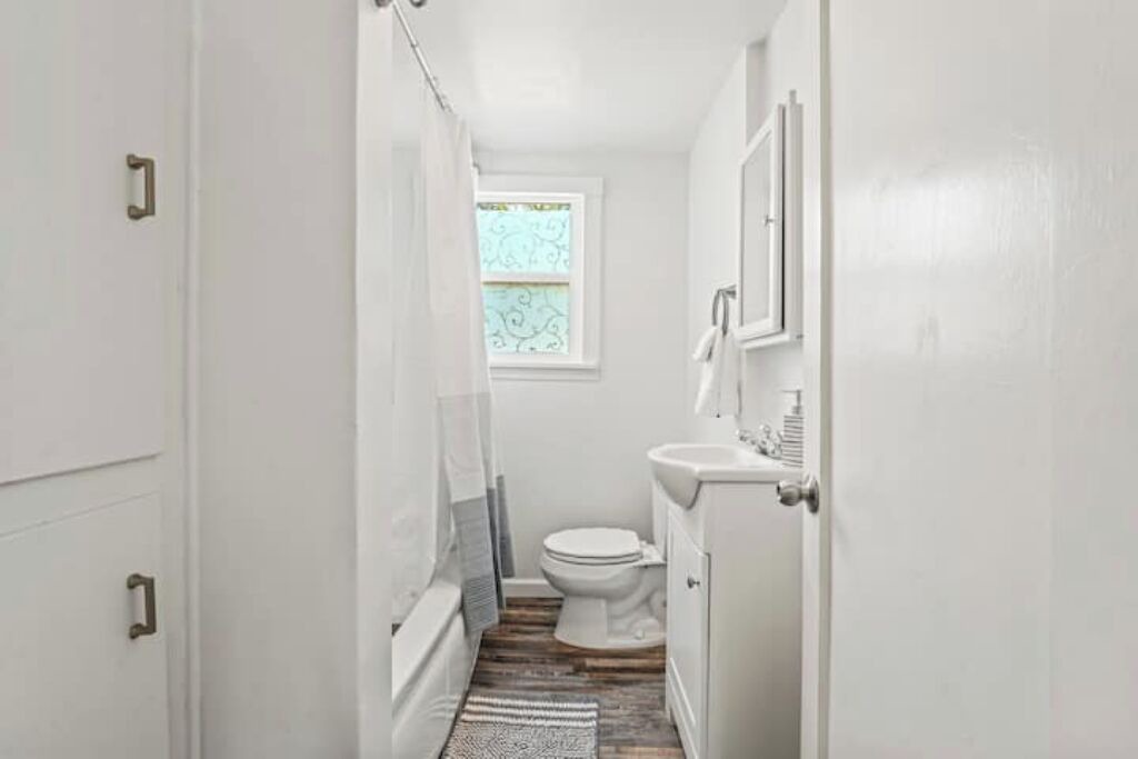 Photo of Bathroom in Friendly