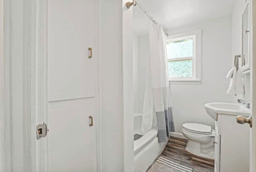 Photo of Bathroom in Friendly
