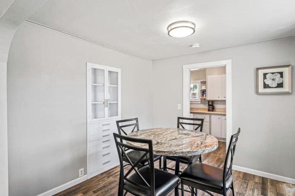 Photo of Others in Friendly