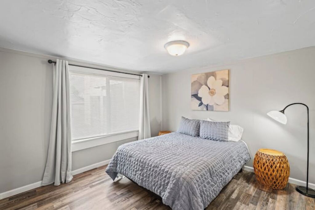 Photo of Bedroom in Friendly