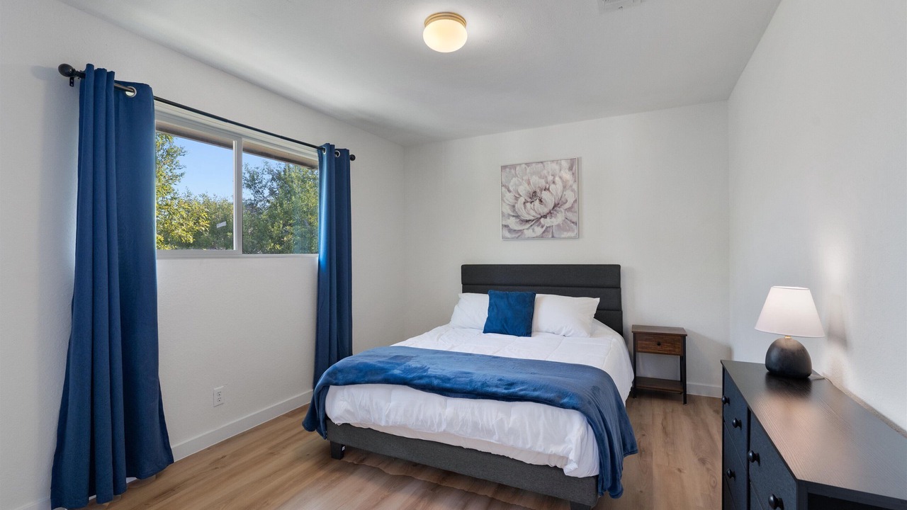 Photo of Bedroom in McNeil