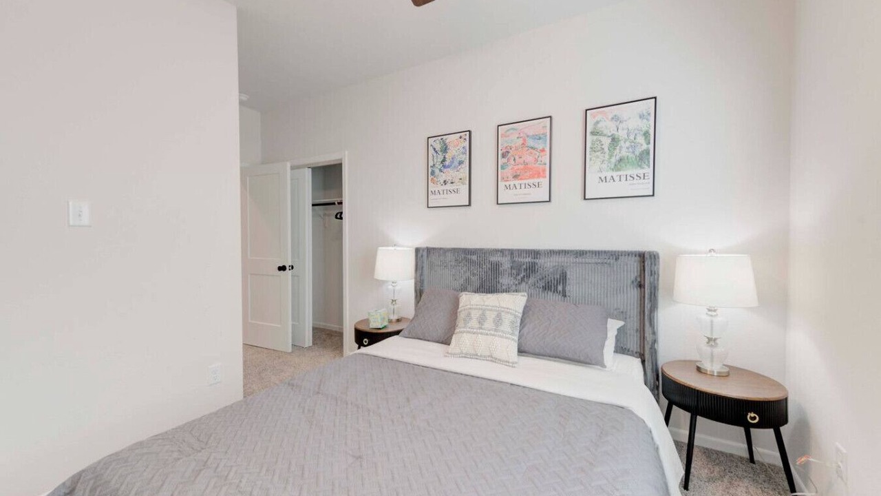 Photo of Bedroom in Troy