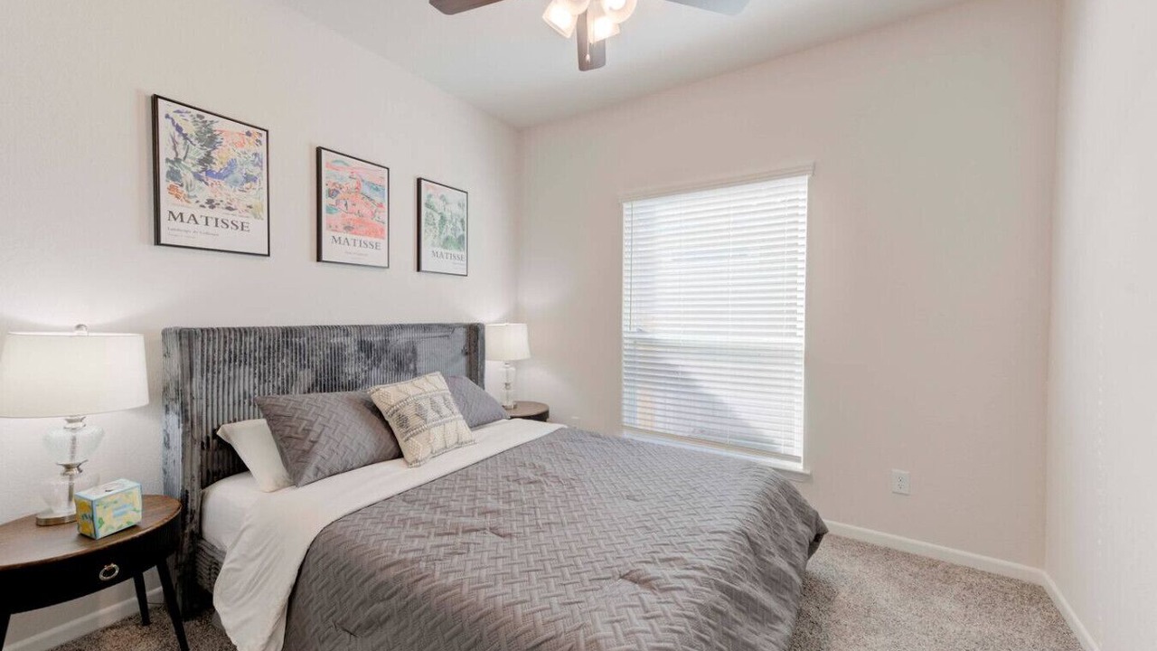 Photo of Bedroom in Troy
