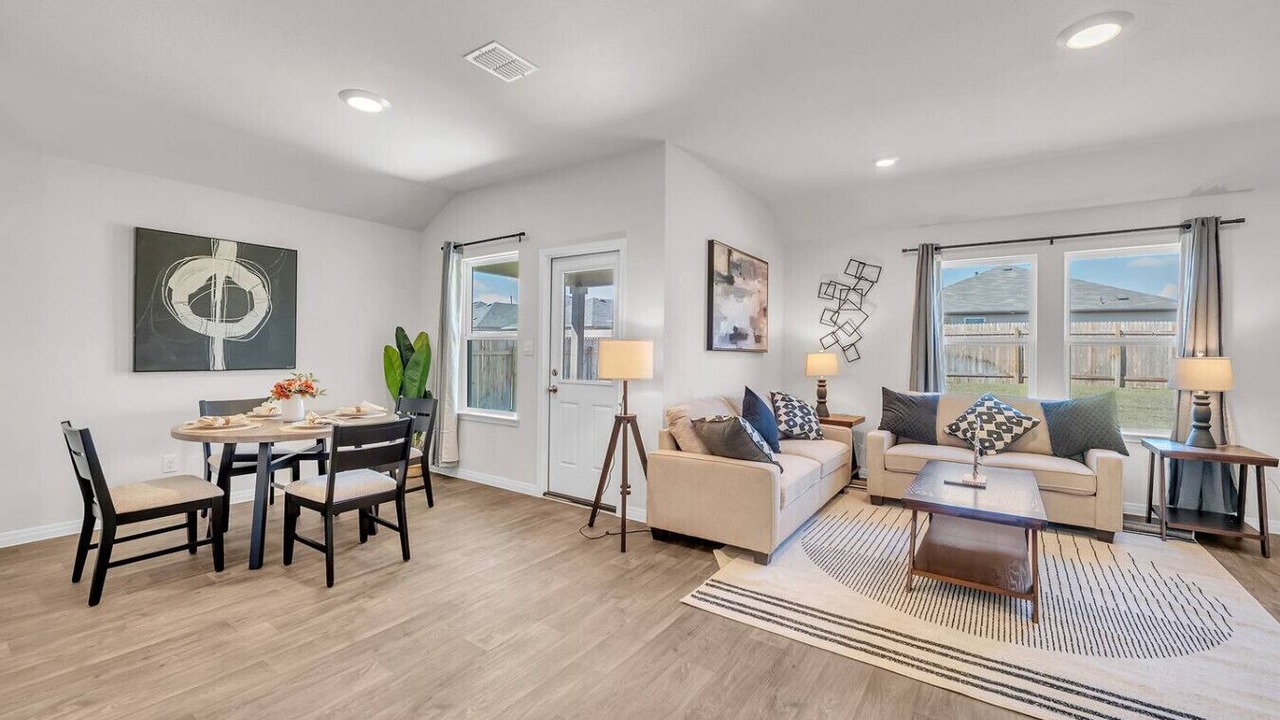 Photo of Livingroom in Manor
