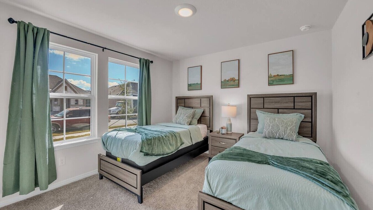 Photo of Bedroom in Manor