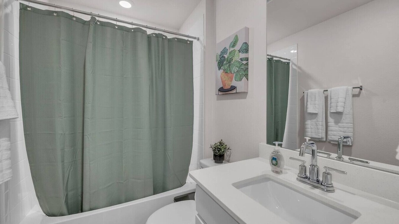 Photo of Bathroom in Manor