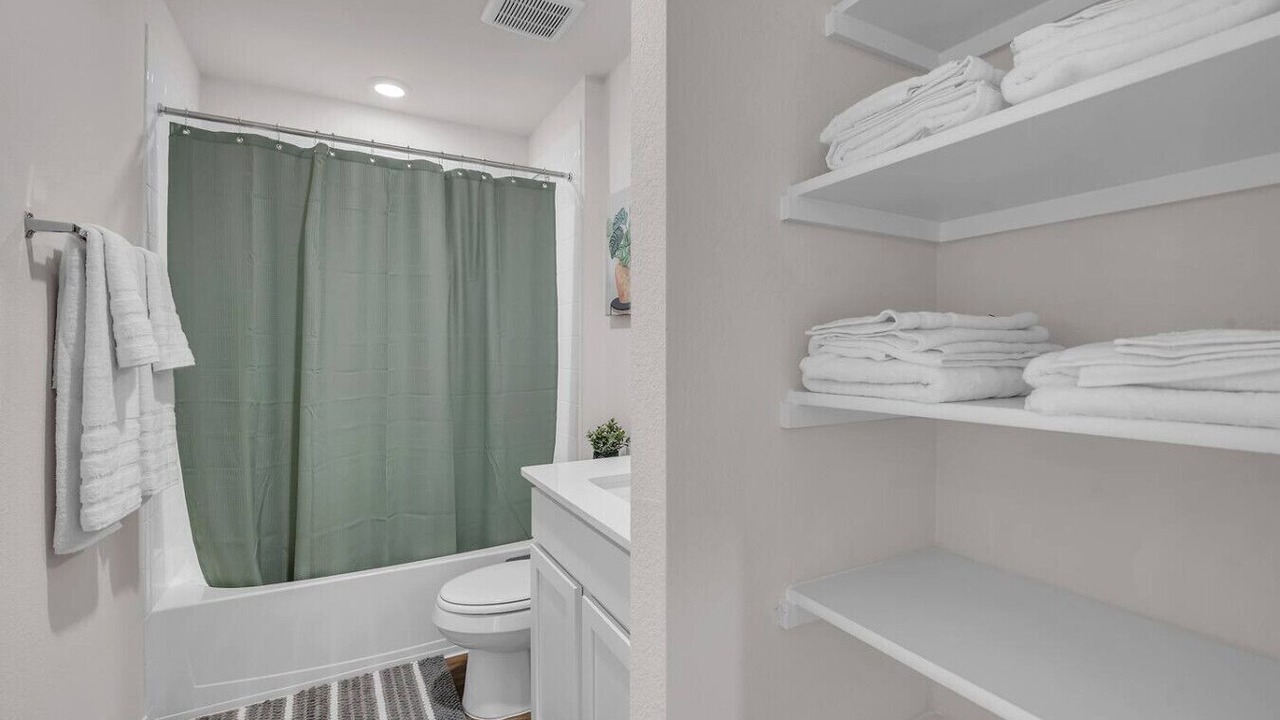 Photo of Bathroom in Manor