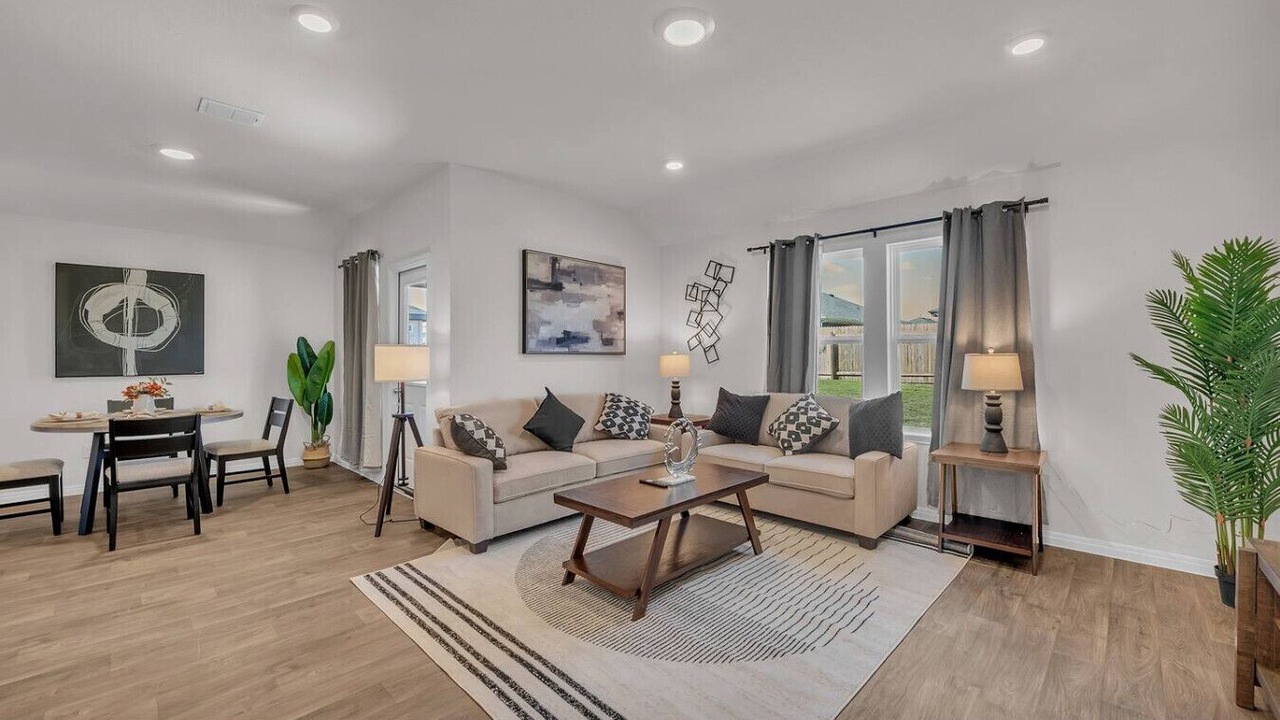 Photo of Livingroom in Manor