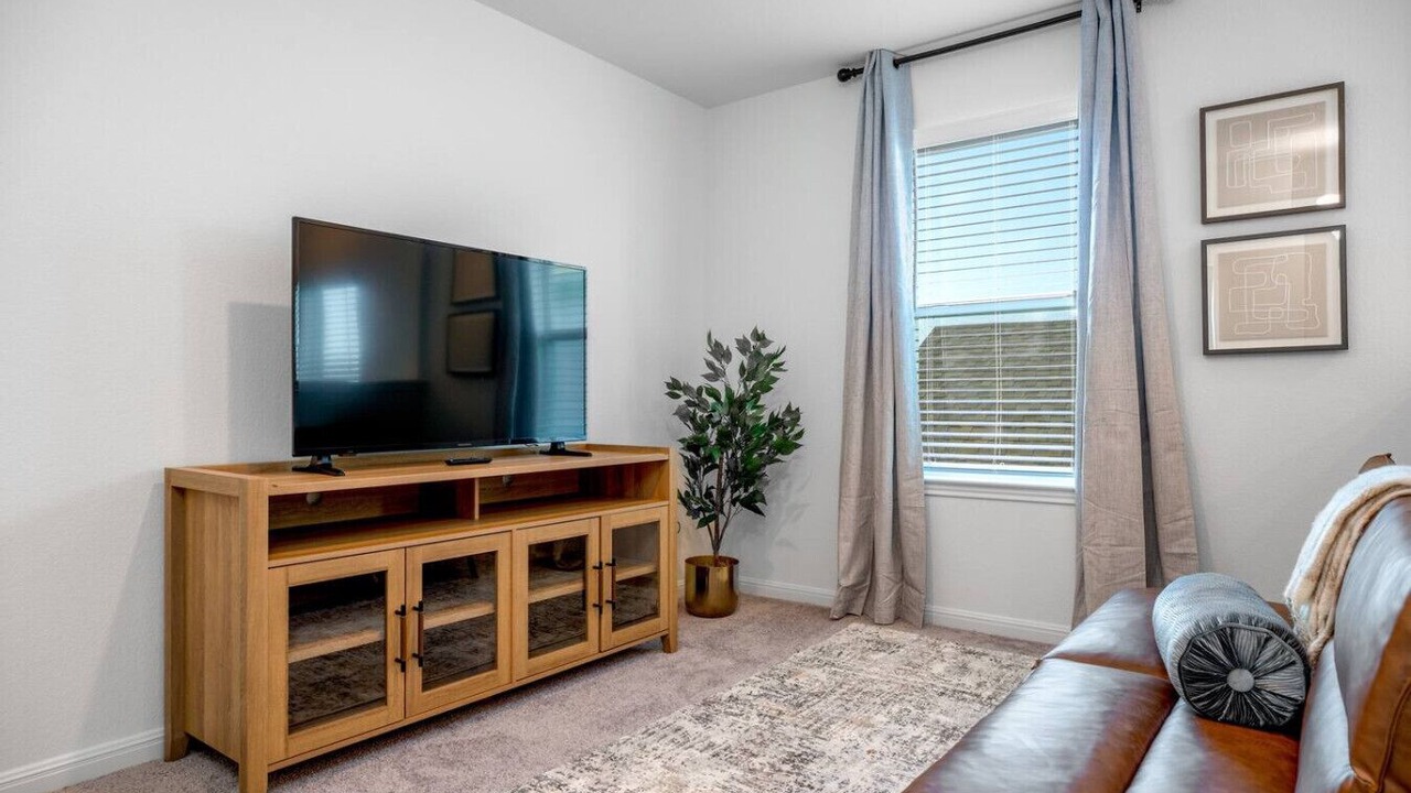 Photo of Livingroom in Hutto