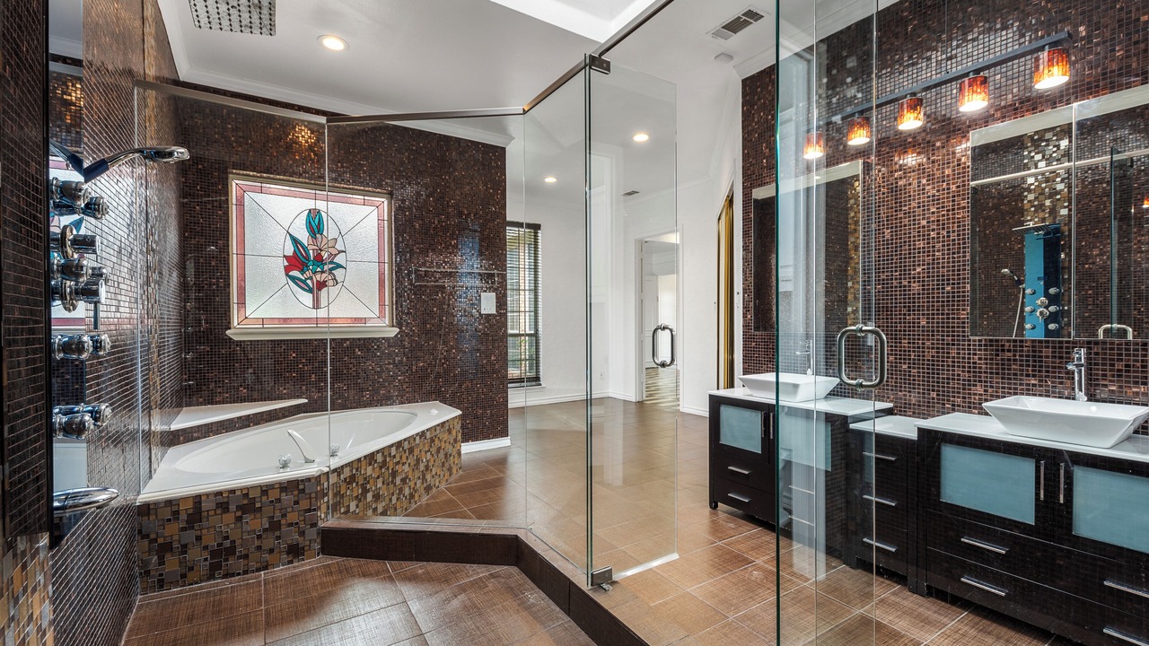 Photo of Bathroom in Plano