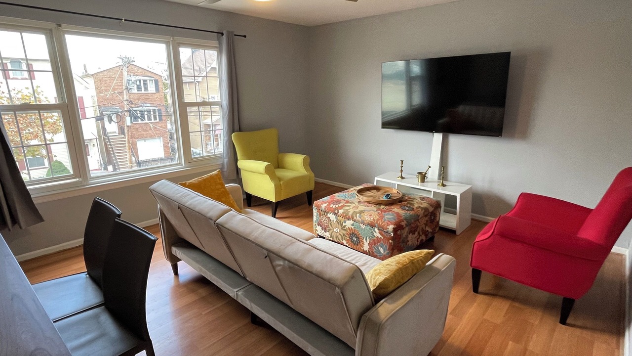 Photo of Livingroom in Harrison