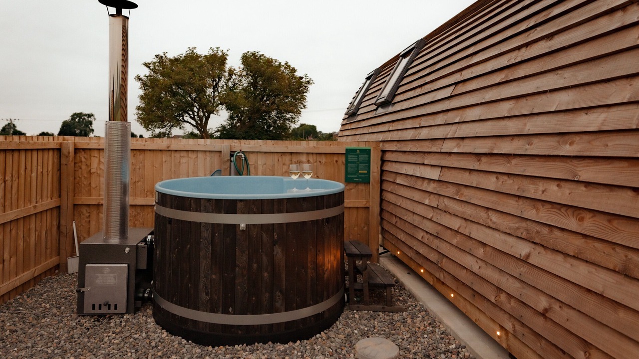 Photo of Outdoor in Wing