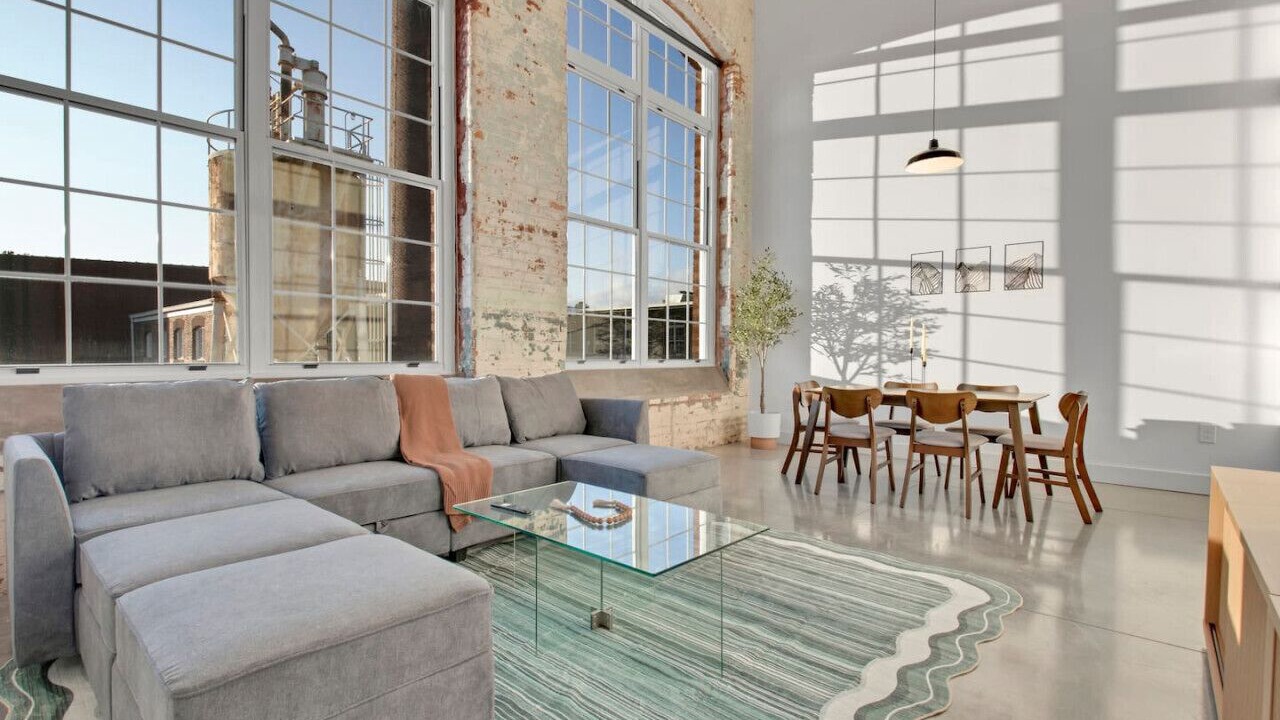 Photo of Livingroom in Judson