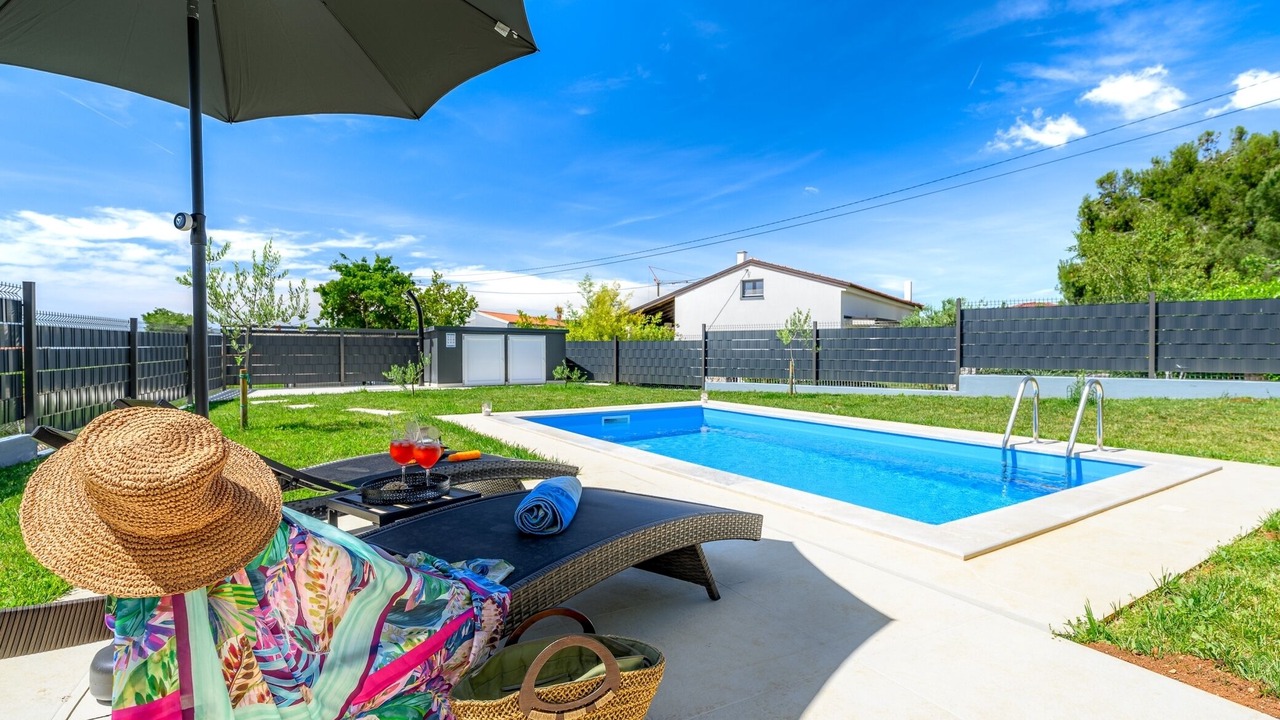 Photo of Outdoor in Rosini