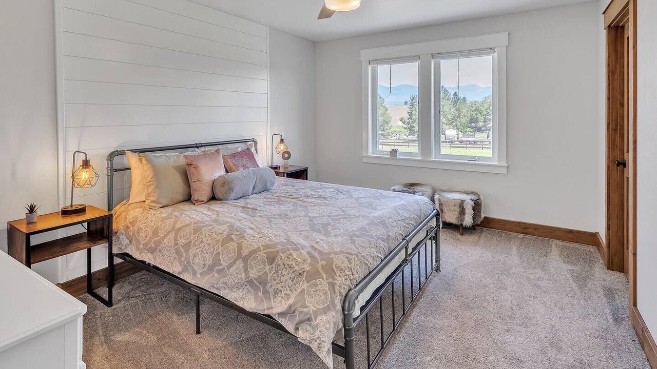 Photo of Bedroom in Corvallis