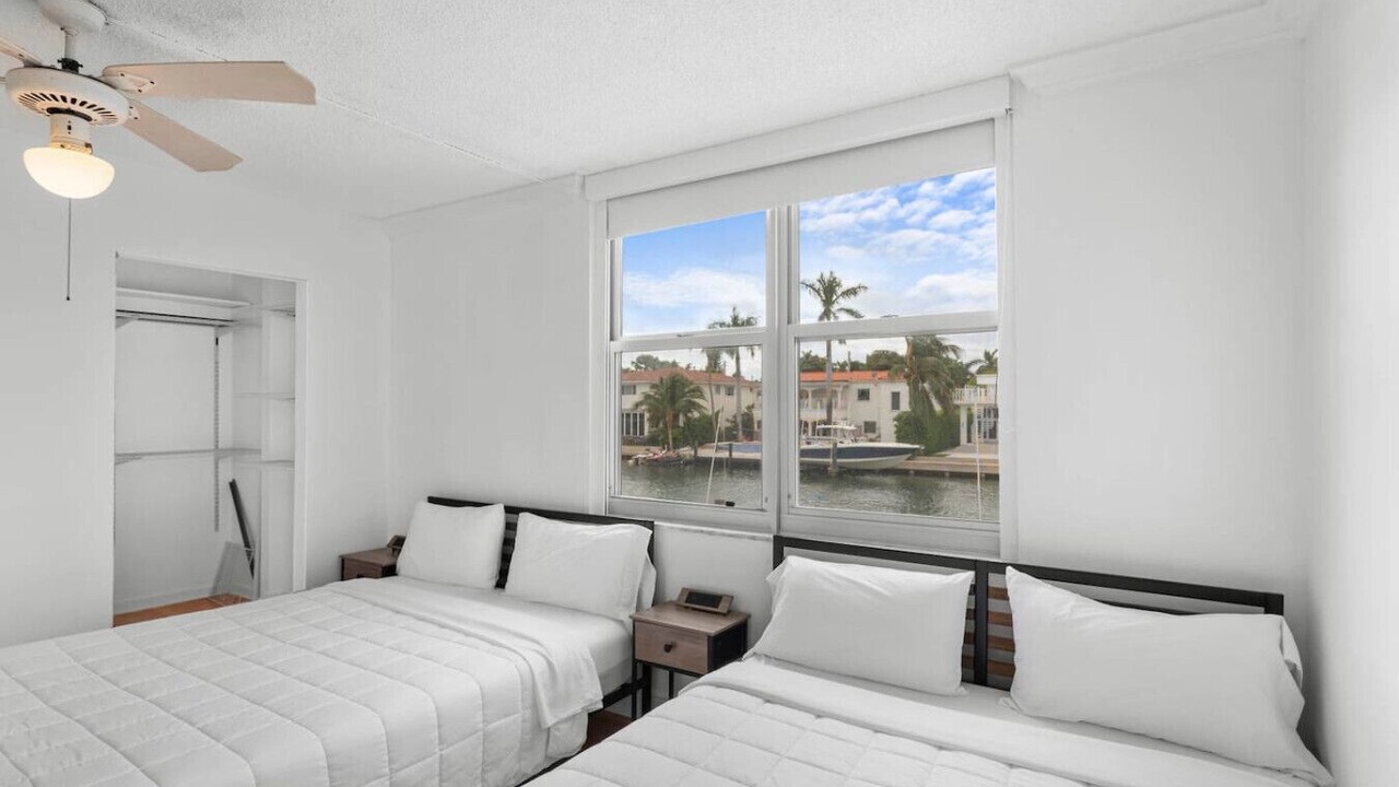 Photo of Bedroom in Bay Harbor Islands