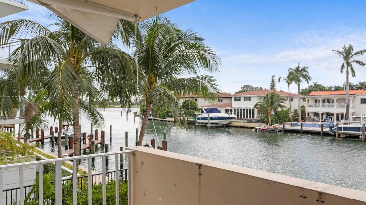 Photo of Outdoor in Bay Harbor Islands