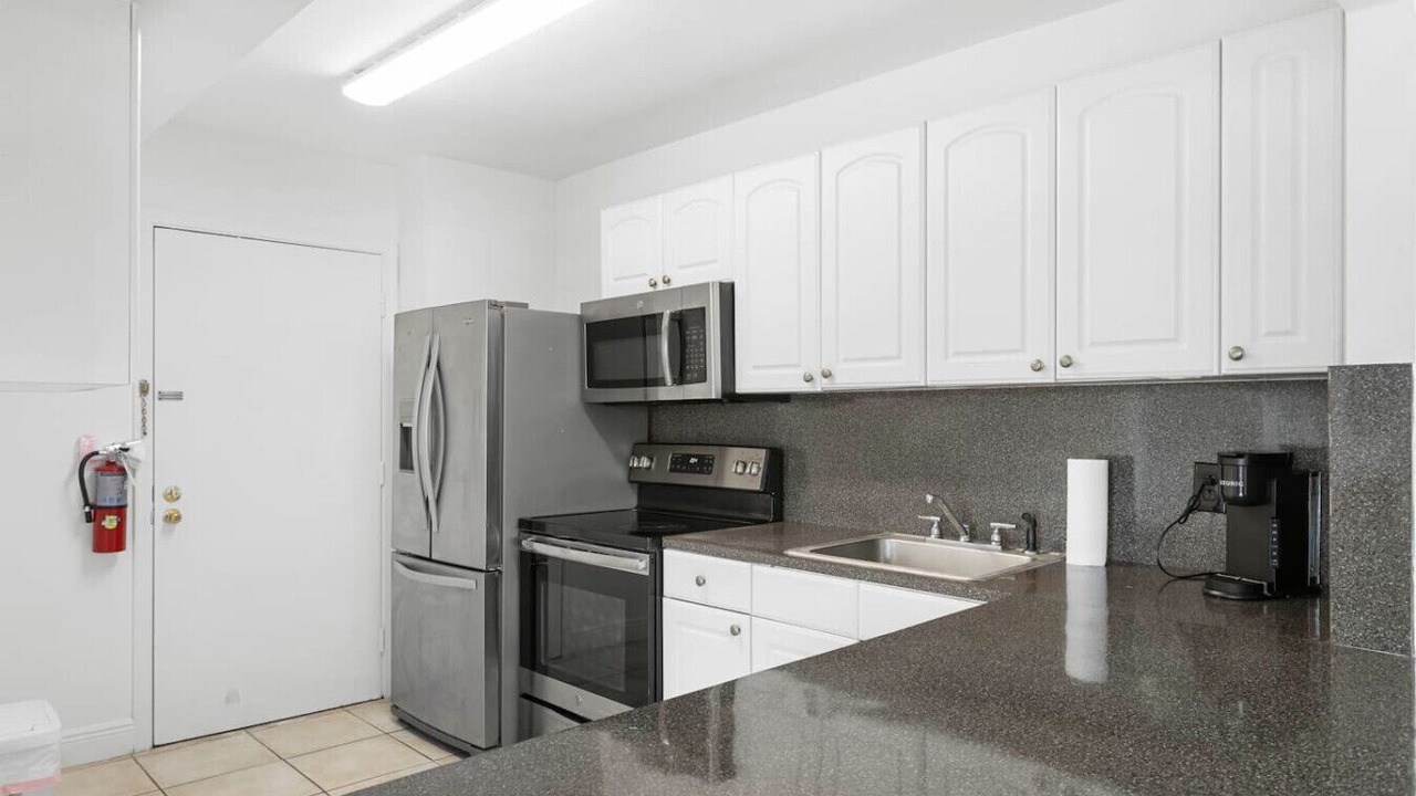 Photo of Kitchen in Bay Harbor Islands