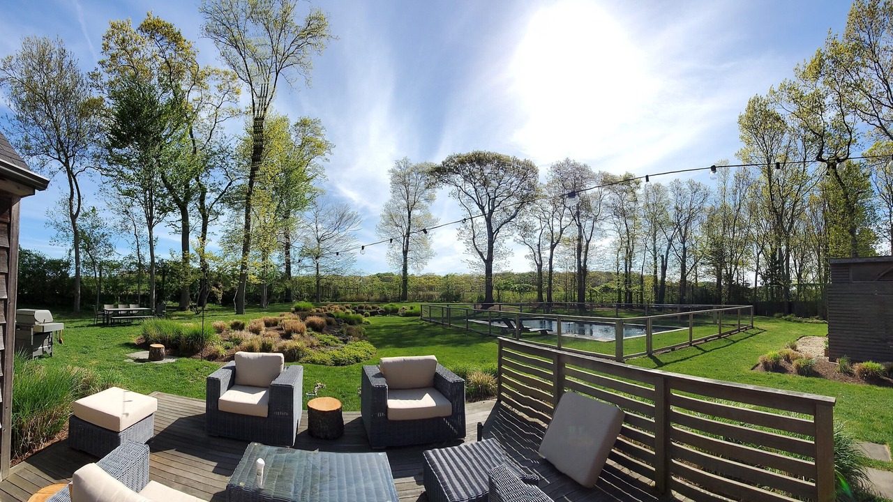 Photo of Patio Balcony in Water Mill