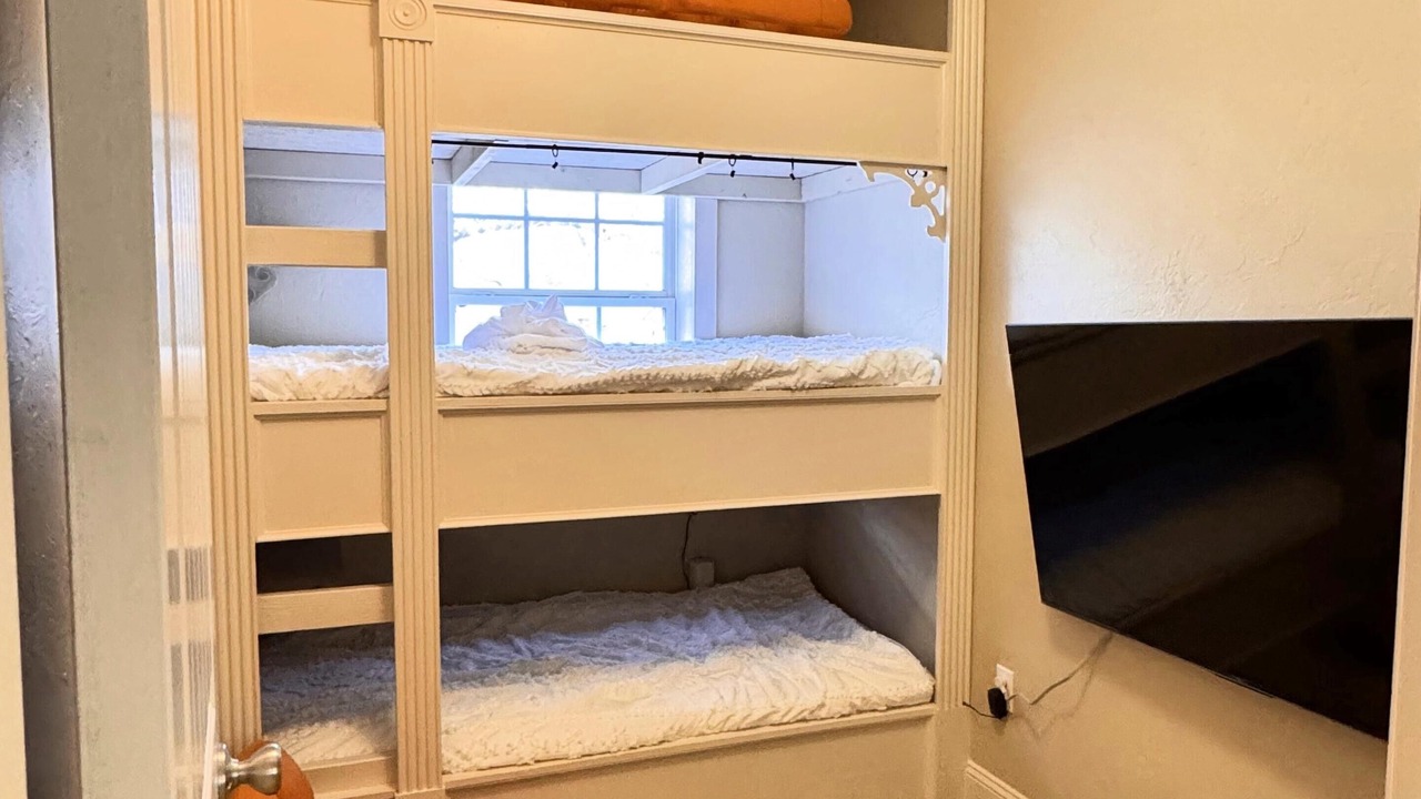 Photo of Bedroom in Payne County