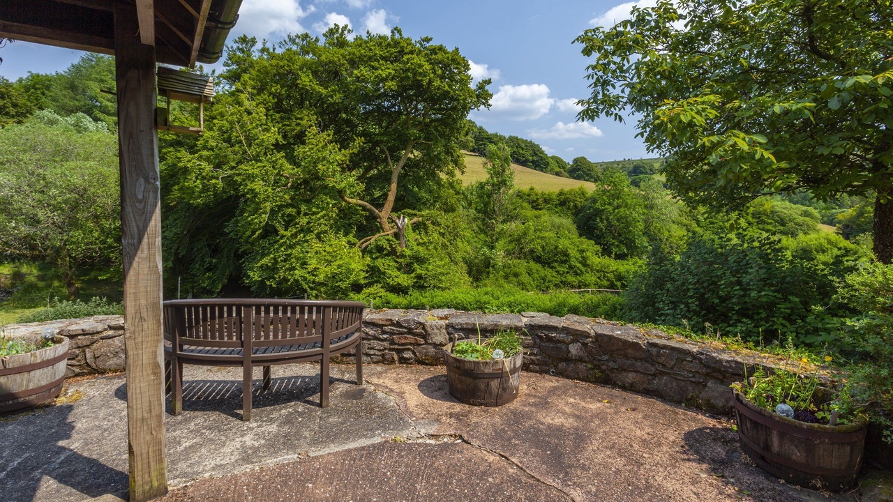 Photo of Patio Balcony in Liscombe