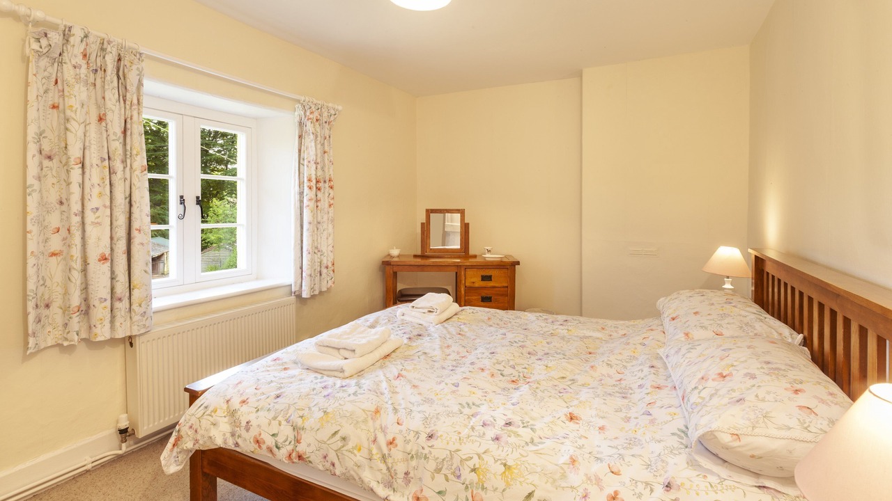 Photo of Bedroom in Liscombe